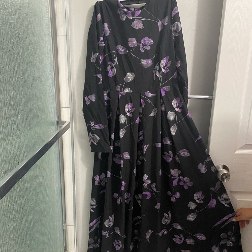 Beautiful maxi dress.#modest